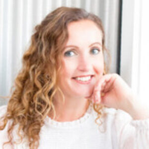 Profile photo of Claire De Boer